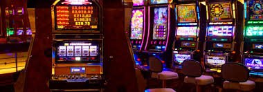 Bàn baccarat live casino tg88 com với dealer thật trực tiếp